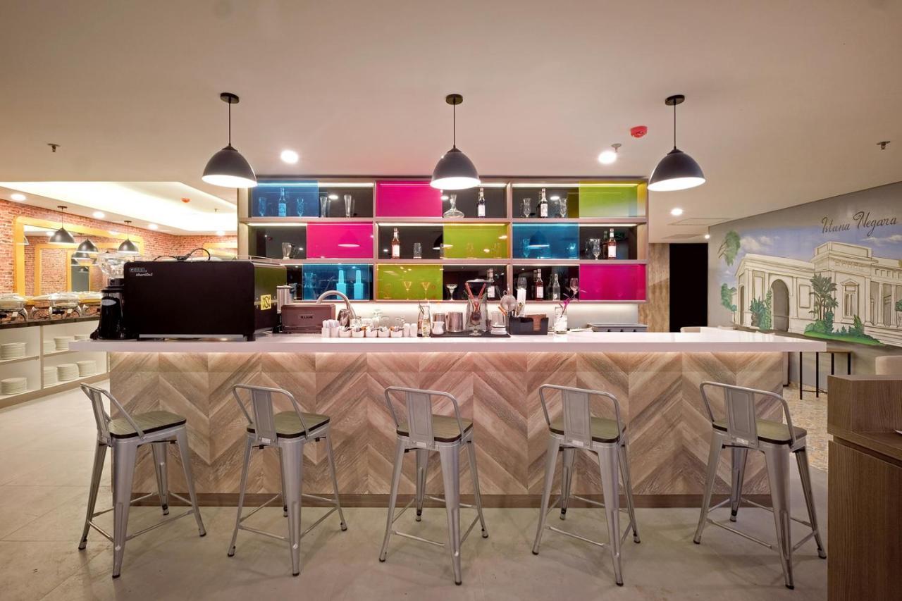 Azana Style Hotel Bandara Jakarta Tangerang Exteriör bild